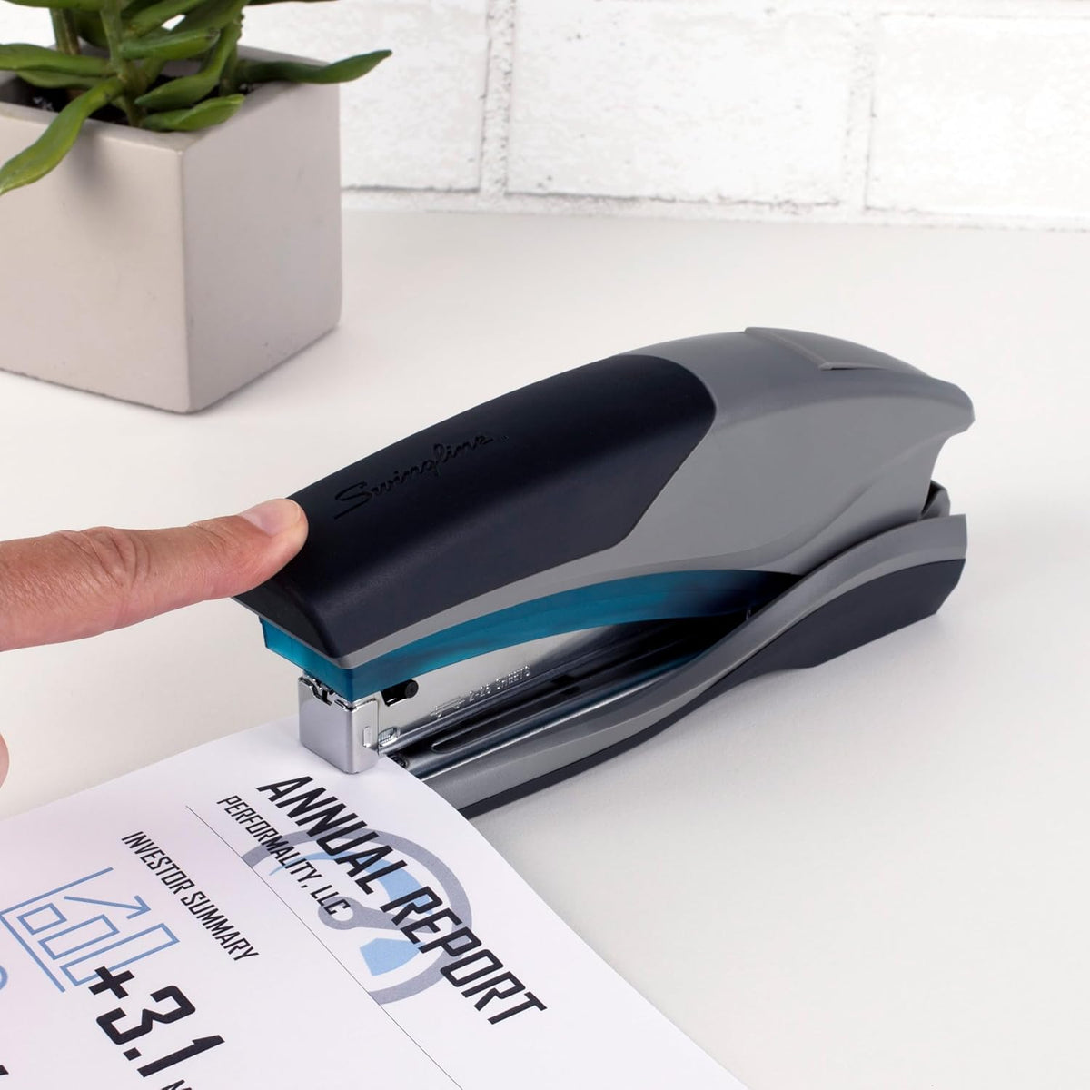 Swingline Stapler, 25 Sheet Capacity, Optima 25, Jam Free, Reduced Effort, Soft Grip, Blue and Gray (66404)