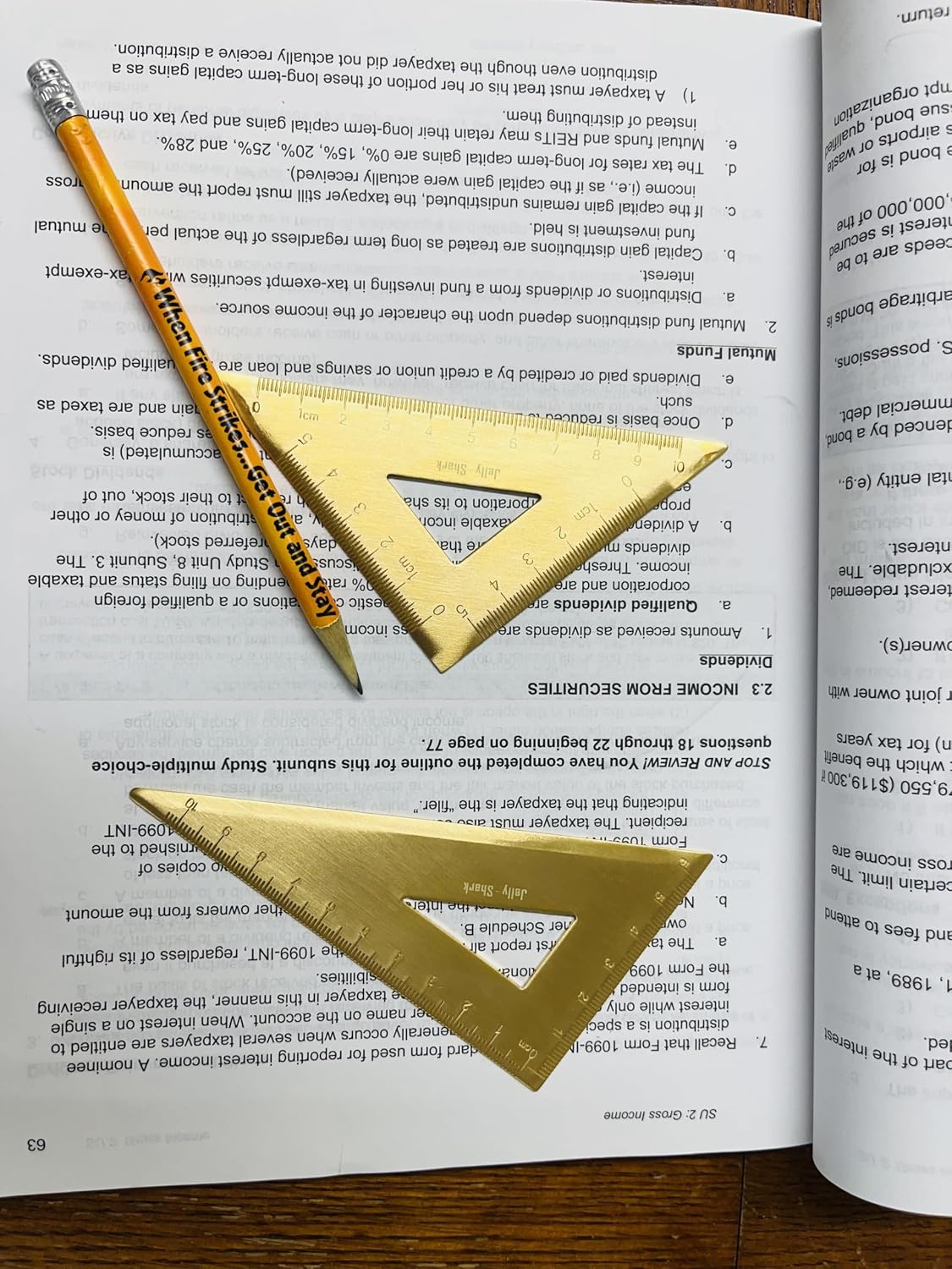 Golden Brass Ruler Stationery Set, (Durable Isosceles - Right Triangular Ruler1, Solid Ruler 18cm Scale1, Right Triangular Ruler1, Solid Protractor1)