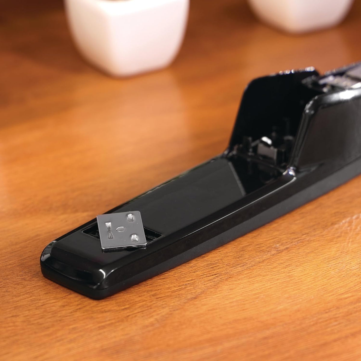 Swingline Stapler, 30 Sheet Capacity, 747 Business Stapler, Jam Free, Anti-Microbial, Metal, Black (74741)